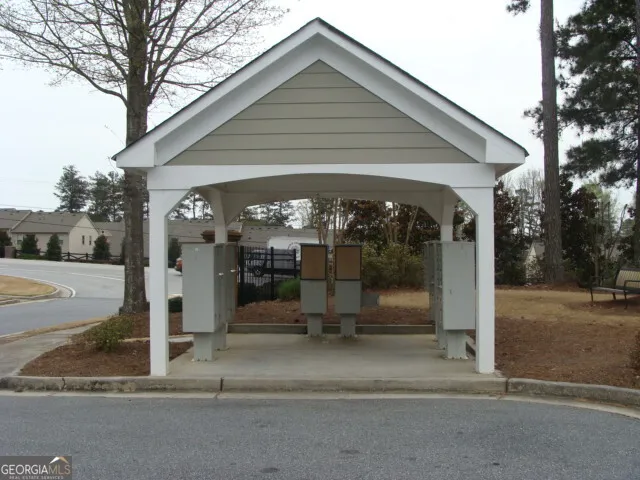 166 Camry LN Grayson, GA 30017