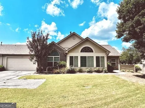1303 Silver Summit DR SE