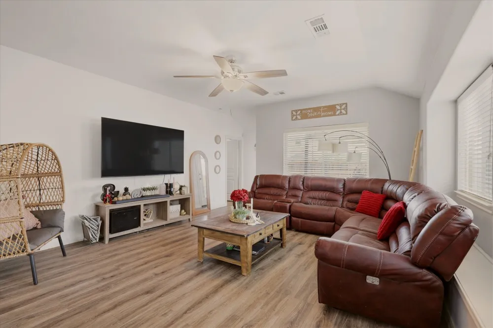 4105 Candleberry Lane Heartland, TX 75126