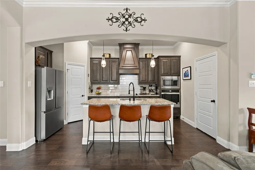 1612 Tyler Street Waxahachie, TX 75165