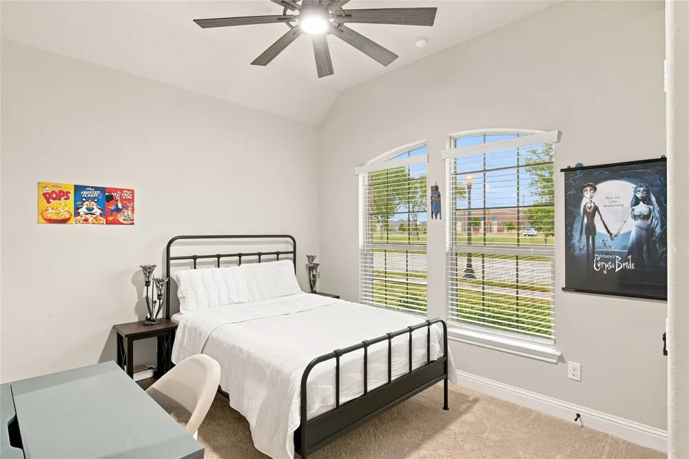 1612 Tyler Street Waxahachie, TX 75165