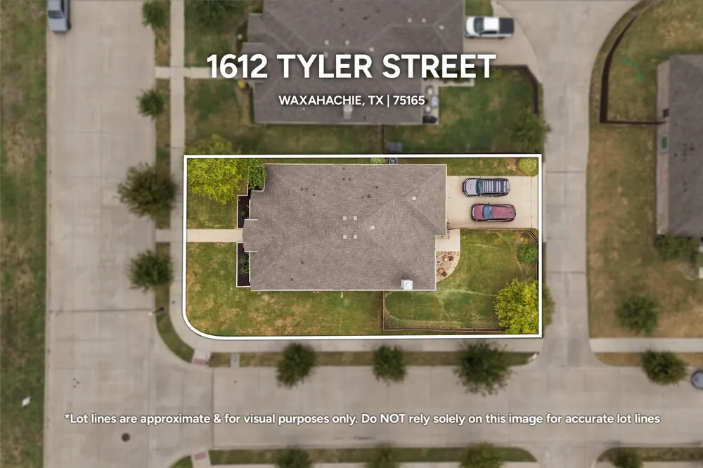 1612 Tyler Street Waxahachie, TX 75165