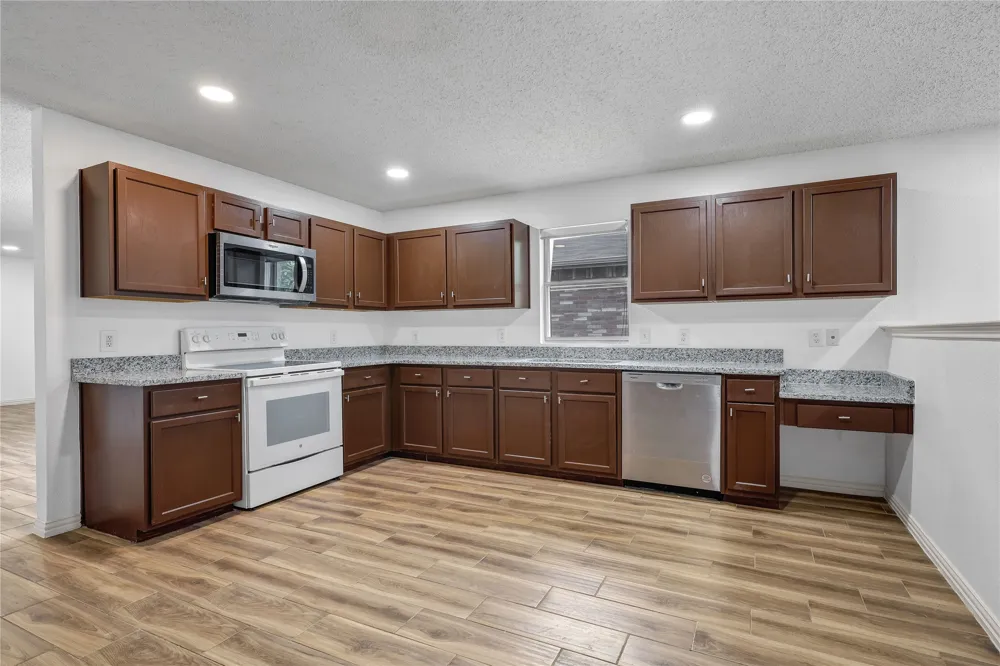 5132 Bedfordshire Drive Fort Worth, TX 76135