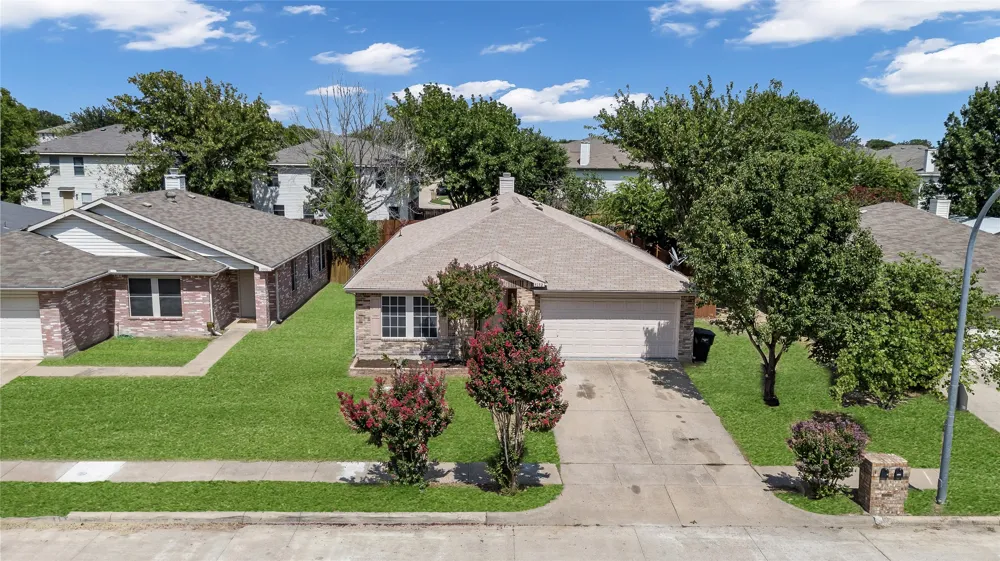 5132 Bedfordshire Drive Fort Worth, TX 76135