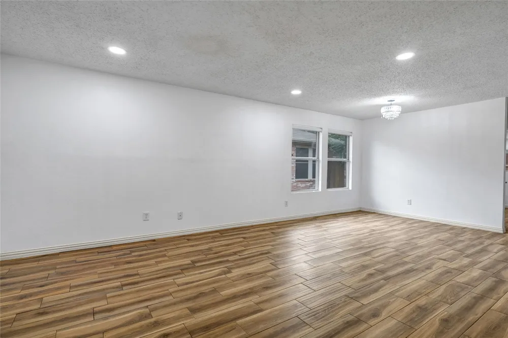 5132 Bedfordshire Drive Fort Worth, TX 76135