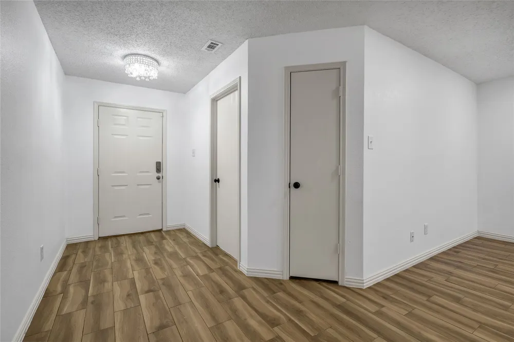 5132 Bedfordshire Drive Fort Worth, TX 76135