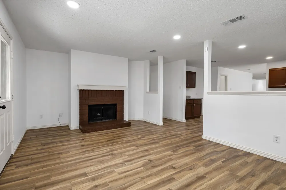 5132 Bedfordshire Drive Fort Worth, TX 76135