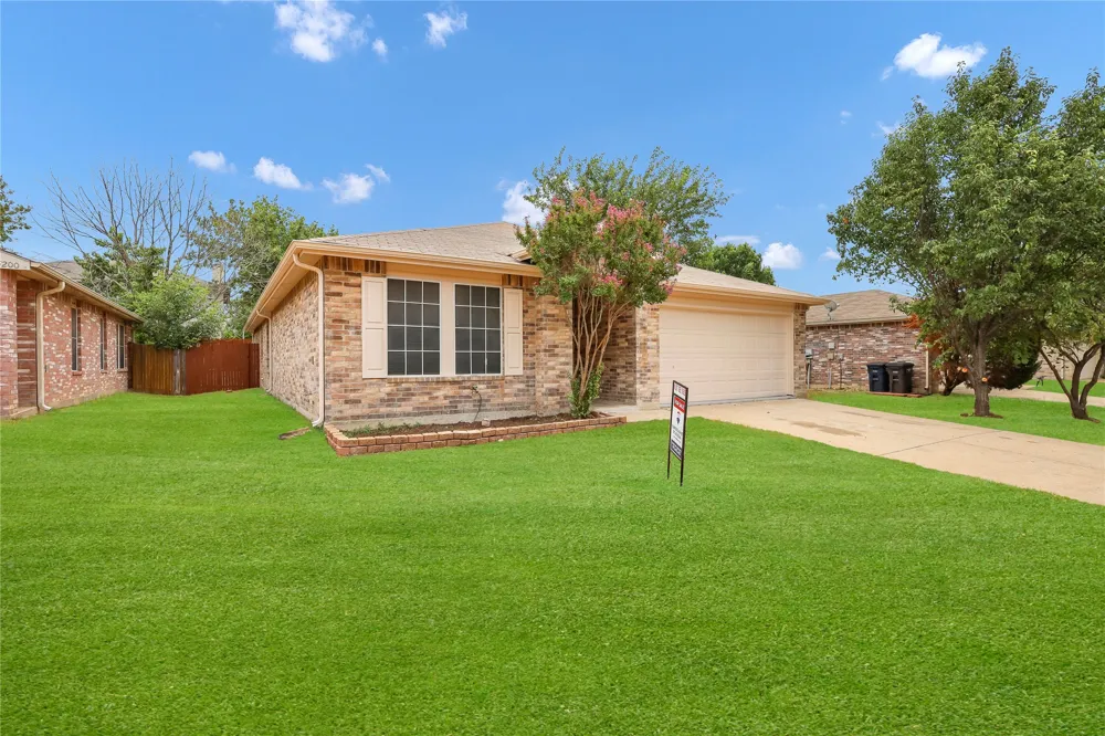 5132 Bedfordshire Drive Fort Worth, TX 76135
