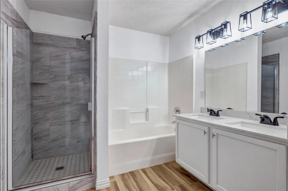 5132 Bedfordshire Drive Fort Worth, TX 76135