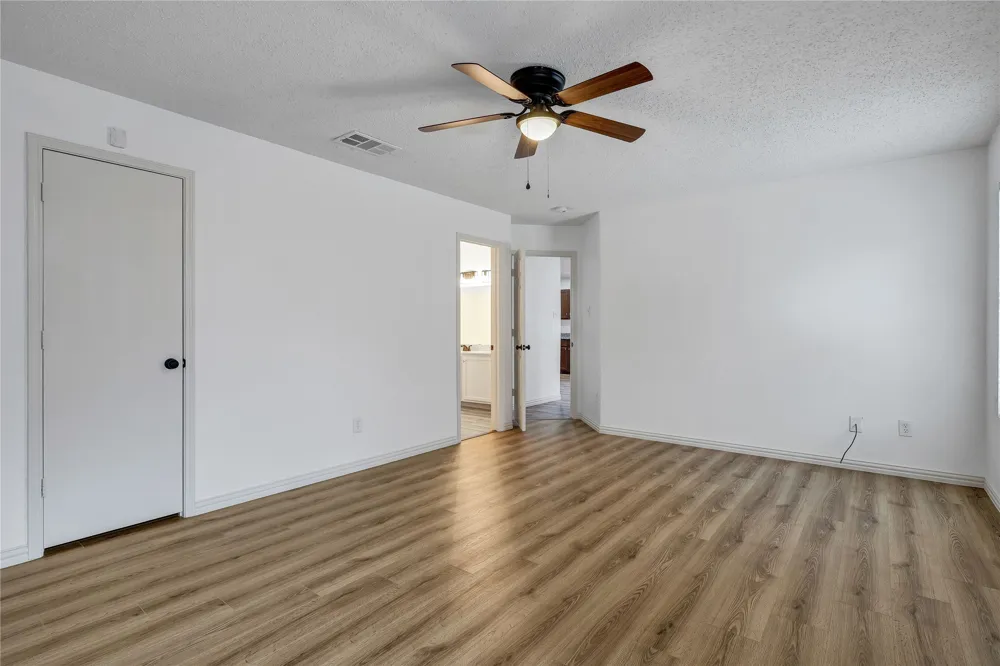 5132 Bedfordshire Drive Fort Worth, TX 76135