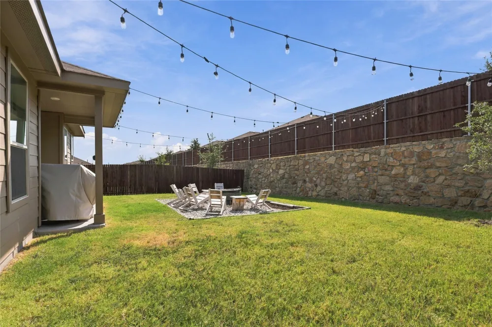 9733 New Bern Drive Fort Worth, TX 76108