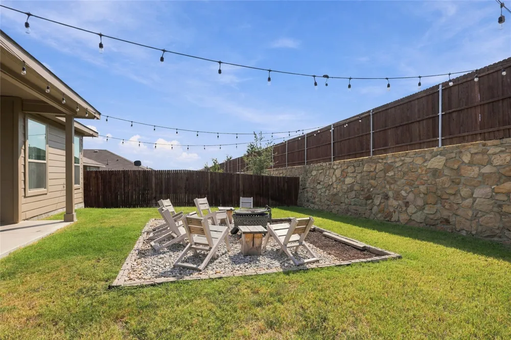 9733 New Bern Drive Fort Worth, TX 76108