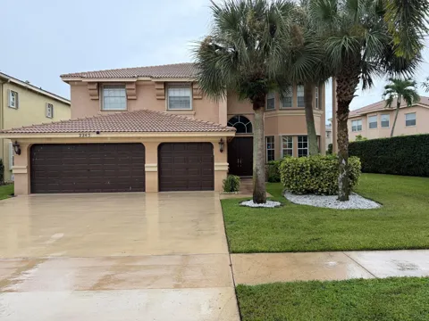 2243 RIDGEWOOD CIRCLE