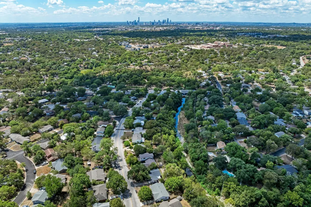 6810 Langston Drive Austin, TX 78723