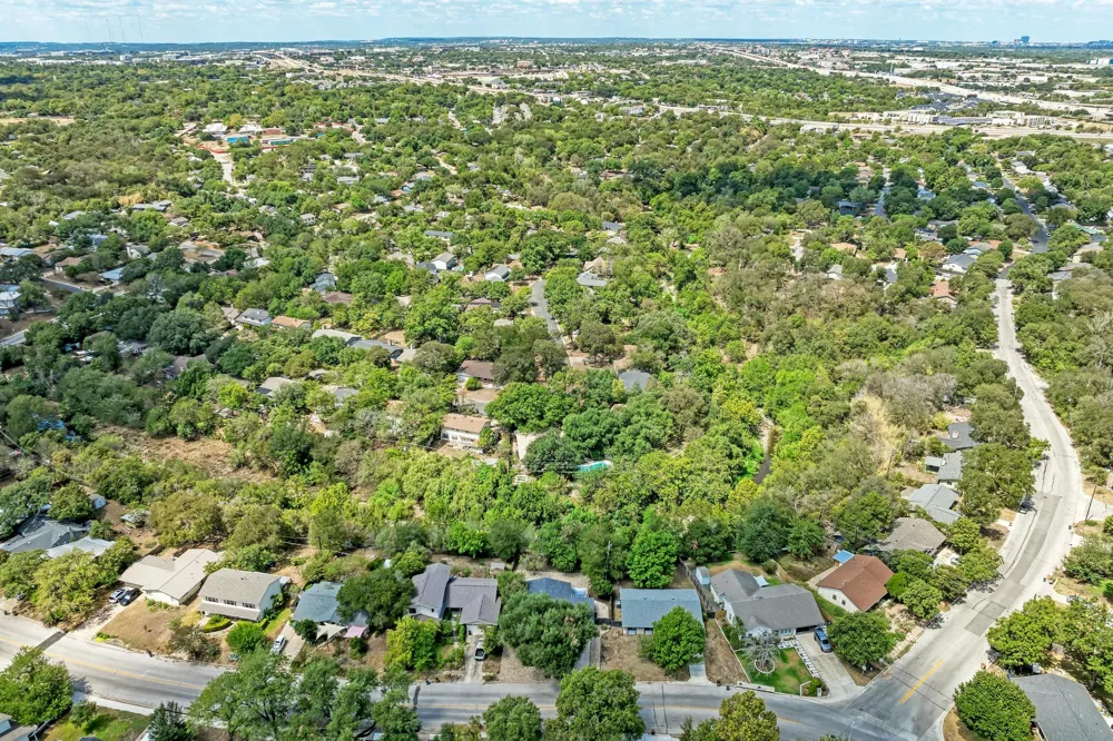 6810 Langston Drive Austin, TX 78723