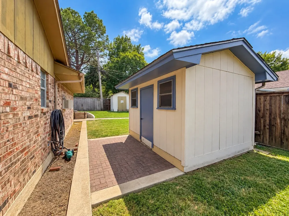 525 Magnolia Street Denton, TX 76201