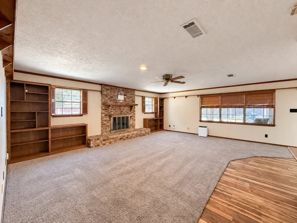 525 Magnolia Street Denton, TX 76201