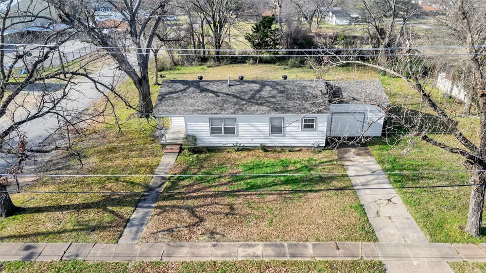 901 Johnson Street Terrell, TX 75160