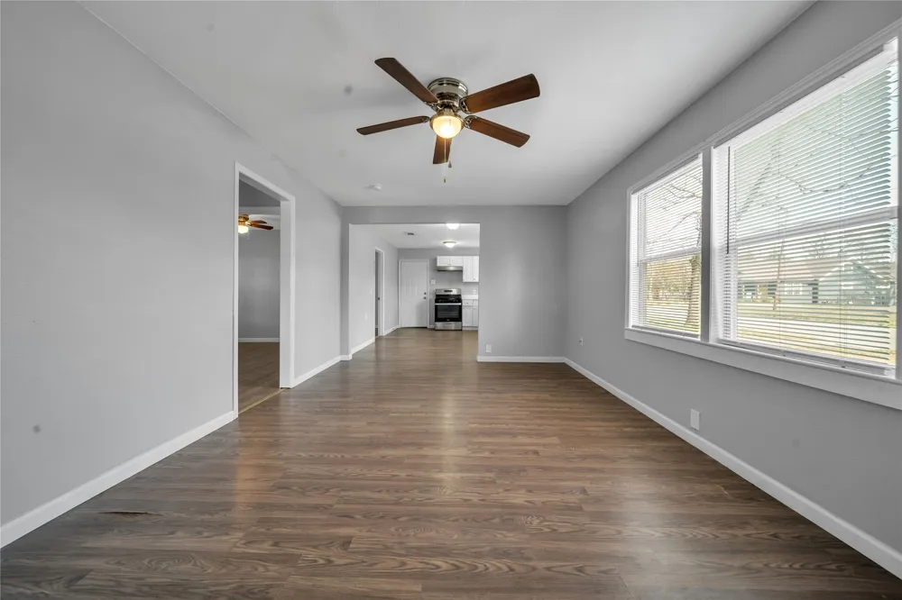 901 Johnson Street Terrell, TX 75160