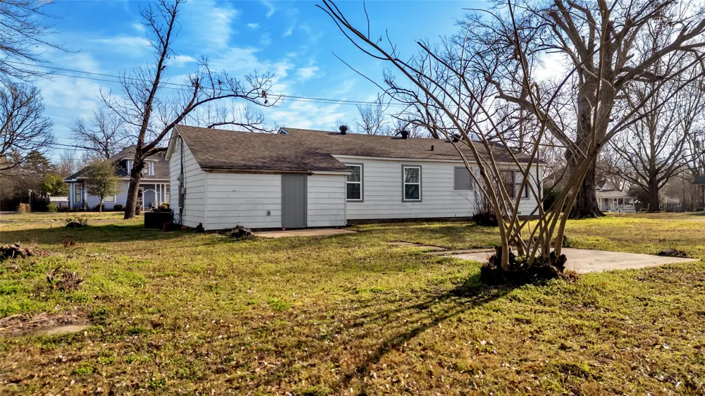 901 Johnson Street Terrell, TX 75160