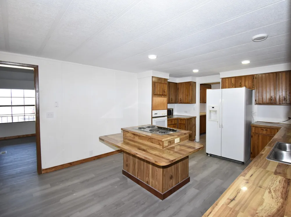 1105 Westmoreland Mason, TX 76856