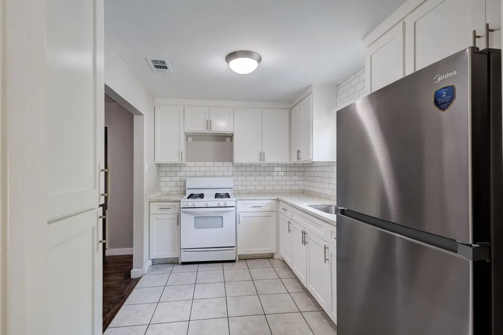 913 S Sargent Street Fort Worth, TX 76103