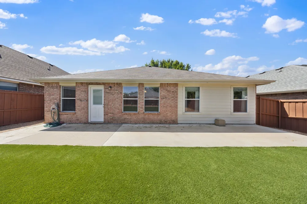 1110 Antoinette Drive Princeton, TX 75407