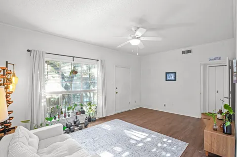 4438 Harlanwood Drive #211