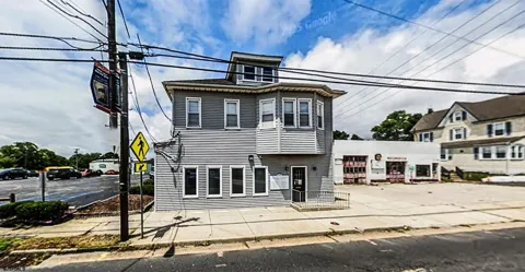 829 SHORE Road