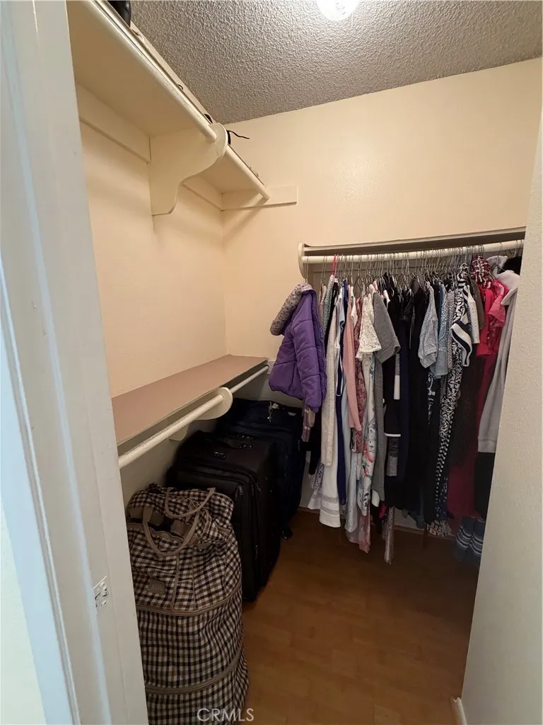 19231 Sherman Way #36 Los Angeles, CA 91335