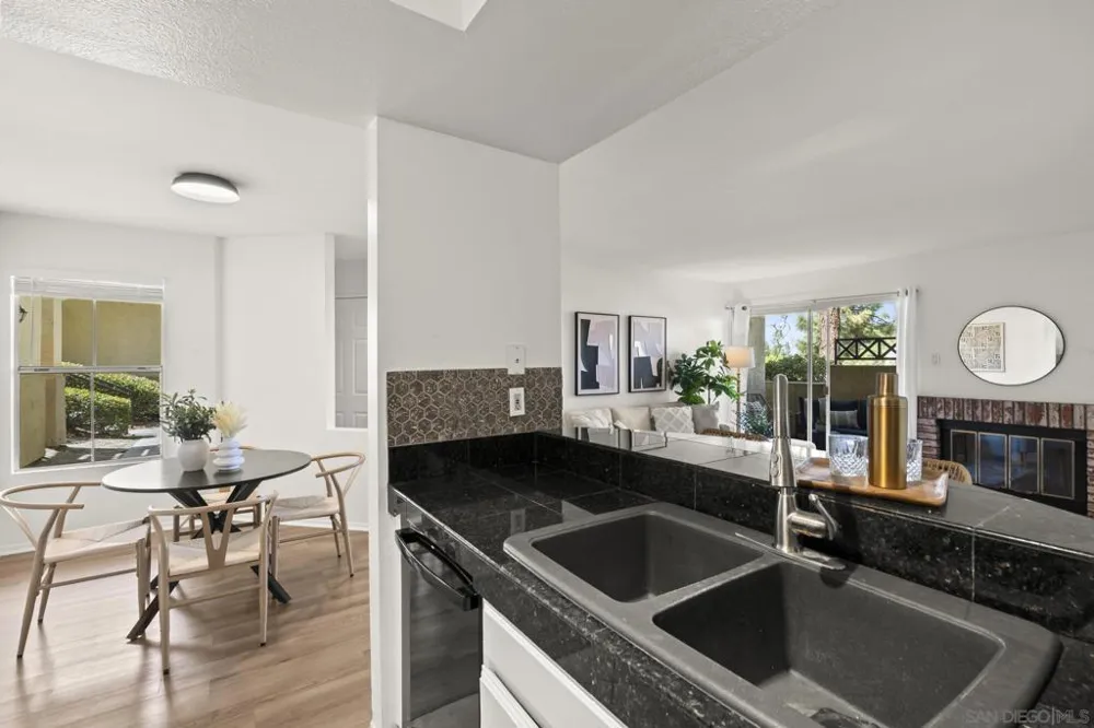 2063 Lakeridge #101 Chula Vista, CA 91913