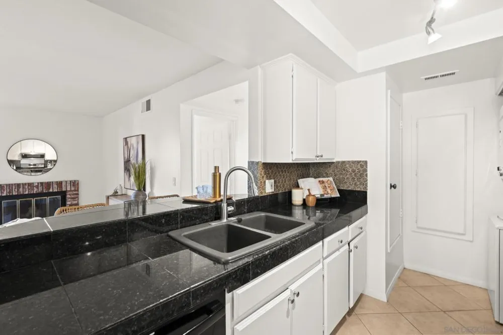 2063 Lakeridge #101 Chula Vista, CA 91913