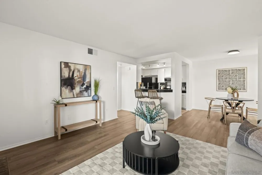 2063 Lakeridge #101 Chula Vista, CA 91913