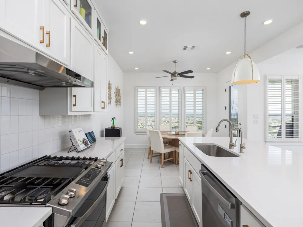 20 Maybury Way Lakeway, TX 78738
