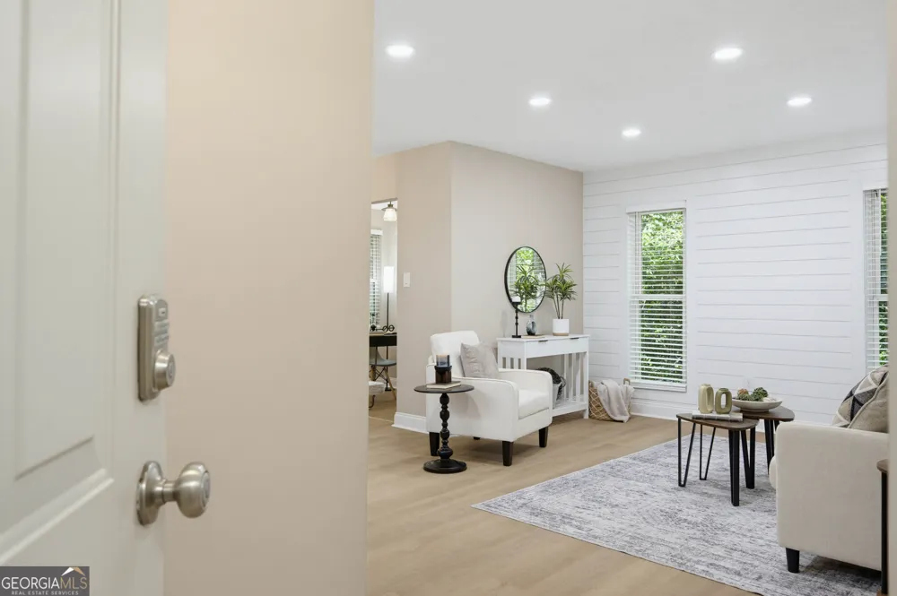 5159 Roswell RD Sandy Springs, GA 30342