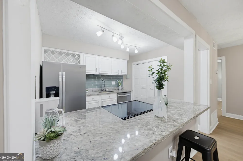 5159 Roswell RD Sandy Springs, GA 30342