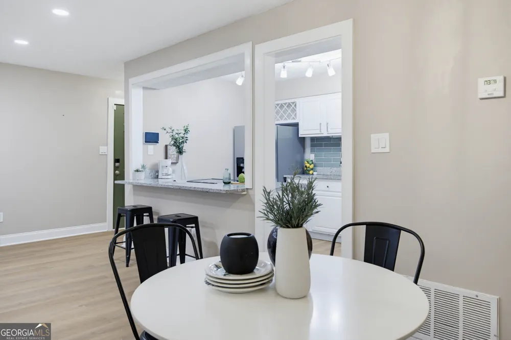 5159 Roswell RD Sandy Springs, GA 30342