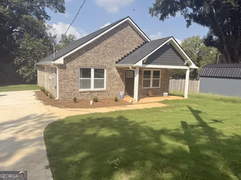 2004 Flannery ST SW
