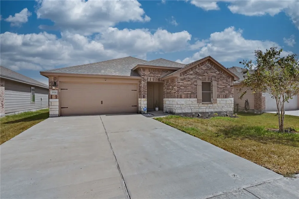 3918 Shiva Corpus Christi, TX 78410