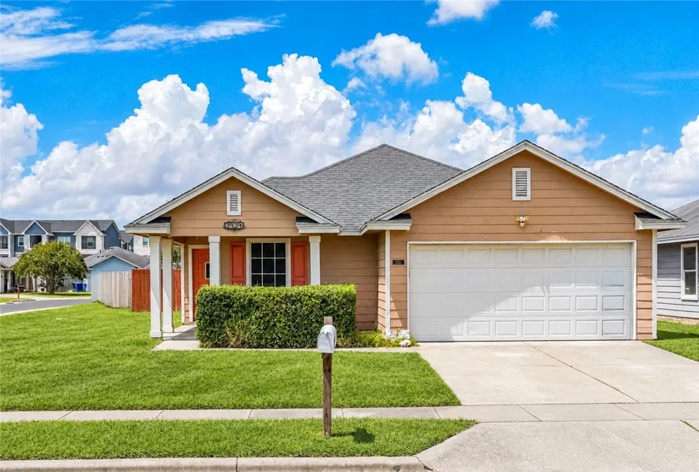 2321 White Star Corpus Christi, TX 78414
