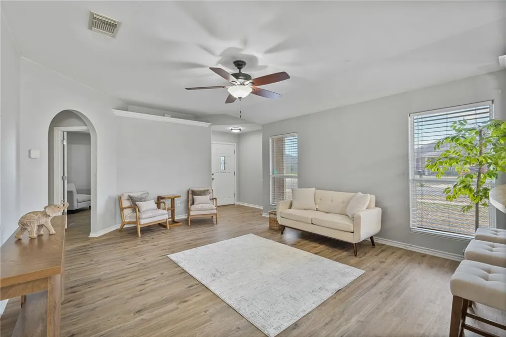 2321 White Star Corpus Christi, TX 78414