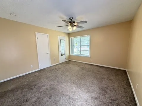 112 Westover Drive Portland, TX 78374