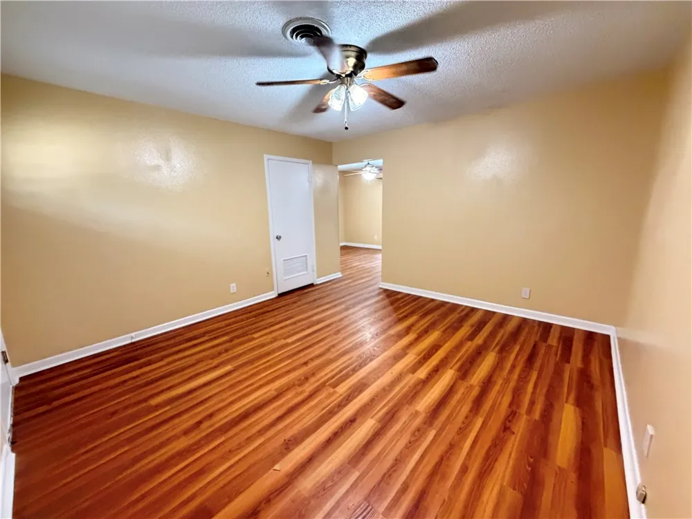 112 Westover Drive Portland, TX 78374