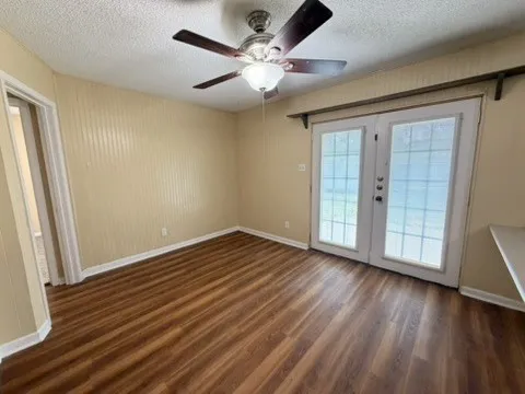112 Westover Drive Portland, TX 78374