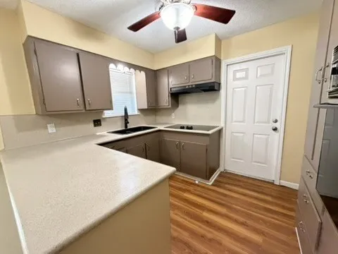 112 Westover Drive Portland, TX 78374