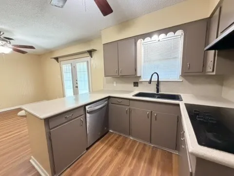 112 Westover Drive Portland, TX 78374