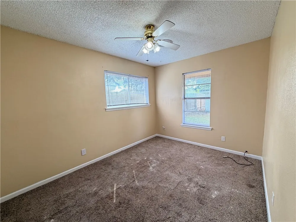 112 Westover Drive Portland, TX 78374