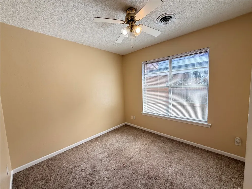 112 Westover Drive Portland, TX 78374