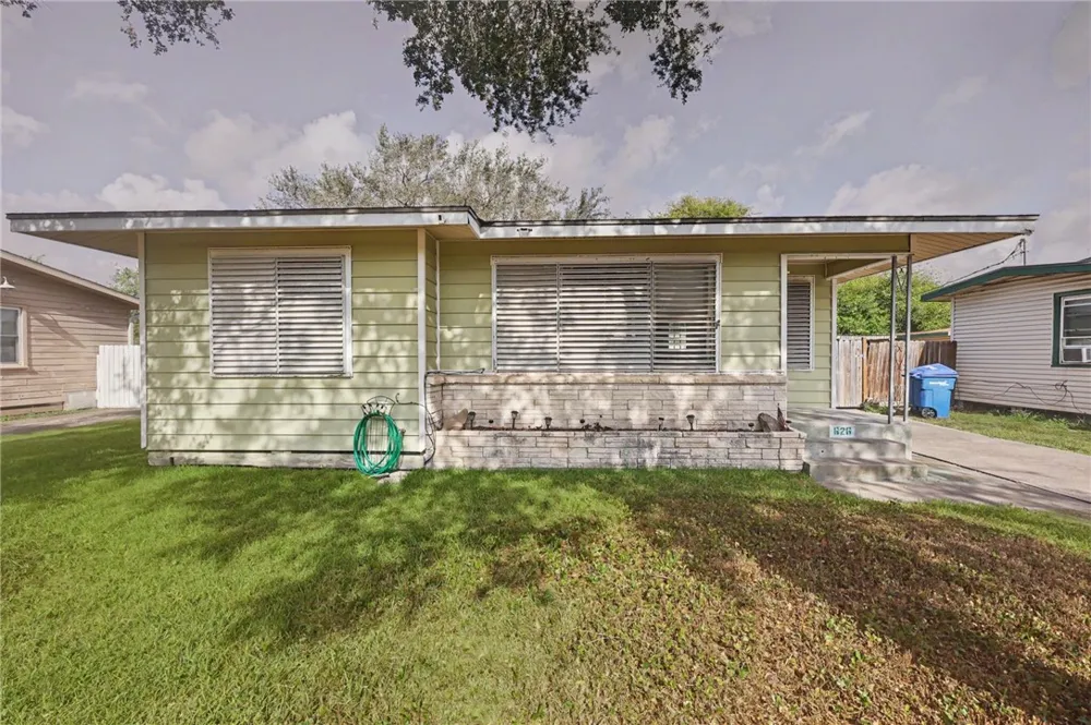 626 Pennington Drive Corpus Christi, TX 78412