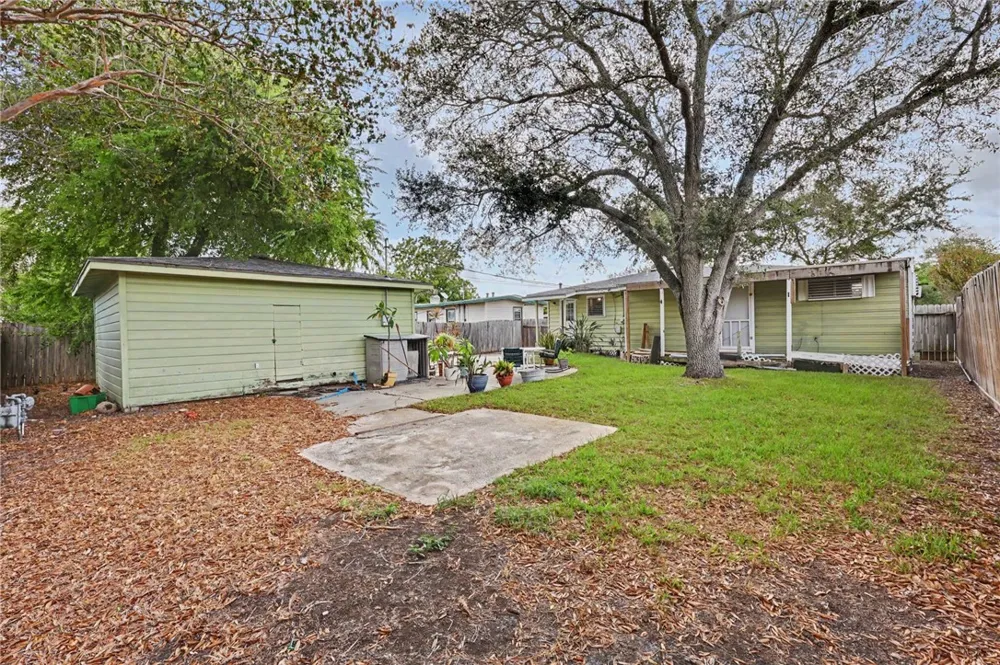 626 Pennington Drive Corpus Christi, TX 78412